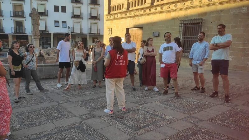 GUIDED VISIT TO BAEZA with entrance tickets to monuments - Key Points
