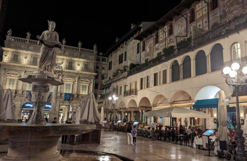 Guided Walking Tour in Verona - Arche Scaligere