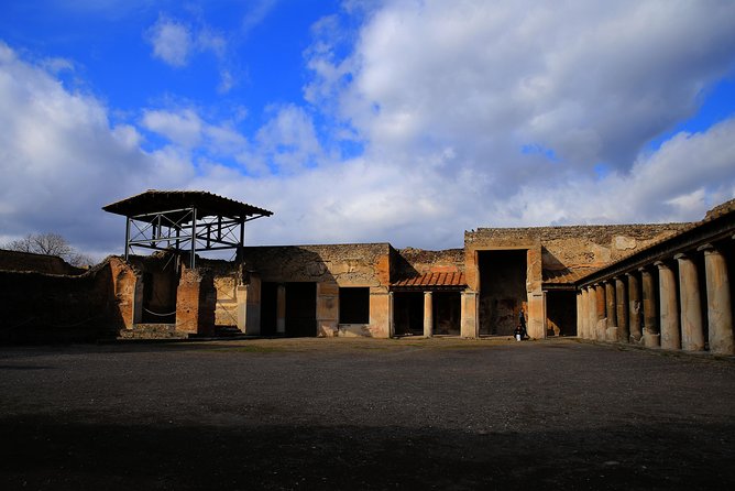 Guided Walking Tour of Ancient Pompeii Highlights - Good To Know