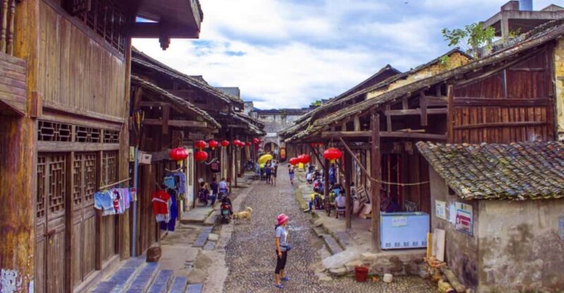 Guilin: Elephant Trunk Hill, Reed Flute Cave & Daxu Old Town - Elephant Trunk Hill