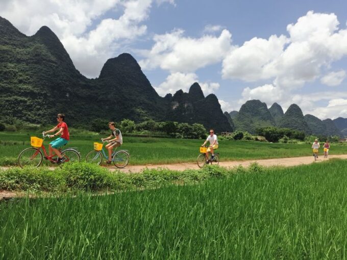 Guilin: Li River Cruise With Buffalo and Tour of Yangshuo - Yangshuo Countryside Cycling