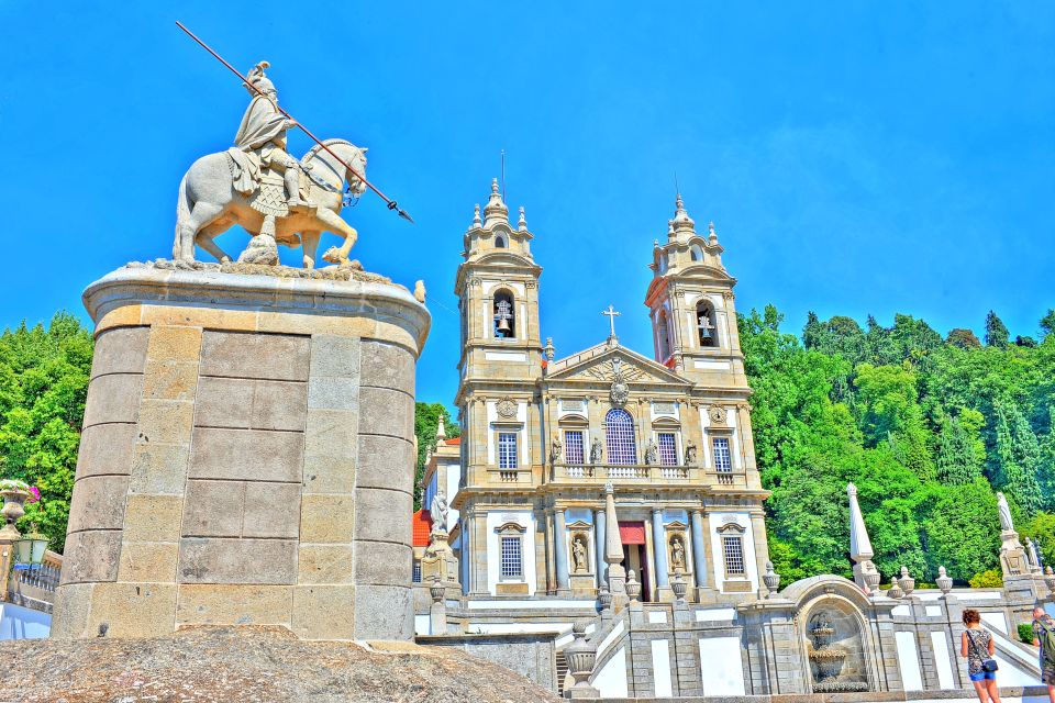 Guimarães: Guided Day Tour With Lunch and Drinks - Frequently Asked Questions