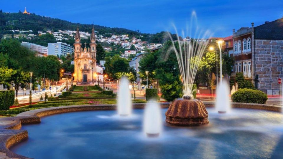 GUIMARAES: GUIMARAES SEDAN TOUR HD - Booking and Cancellation Policy