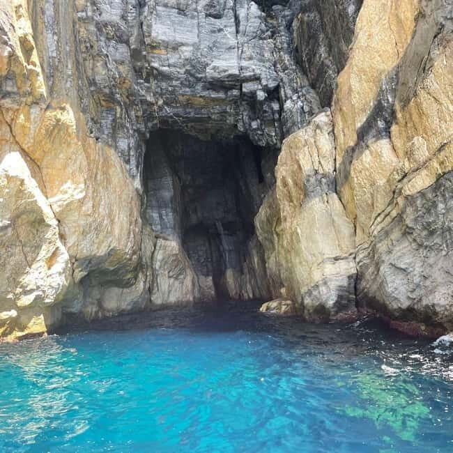 Gulf of Poets: Private Boat Tour from Fezzano, La Spezia - An In-Depth Look at the Experience