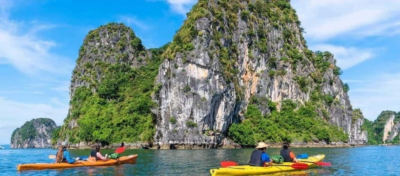 Ha Long Bay 1 Day - 5 Star Cruise & Buffet Luch Rich Menu - Explore the Stunning Landmarks