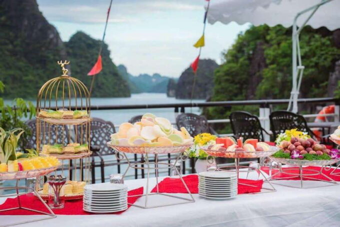Ha Long Bay Day Trip With Deluxe Cruise - Important Information for Travelers
