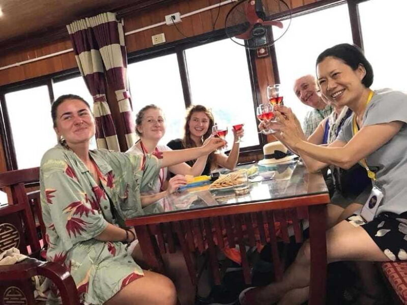 Ha Long Bay Small Deluxe Cruise Day Trip With Kayak & Lunch - Important Things to Bring