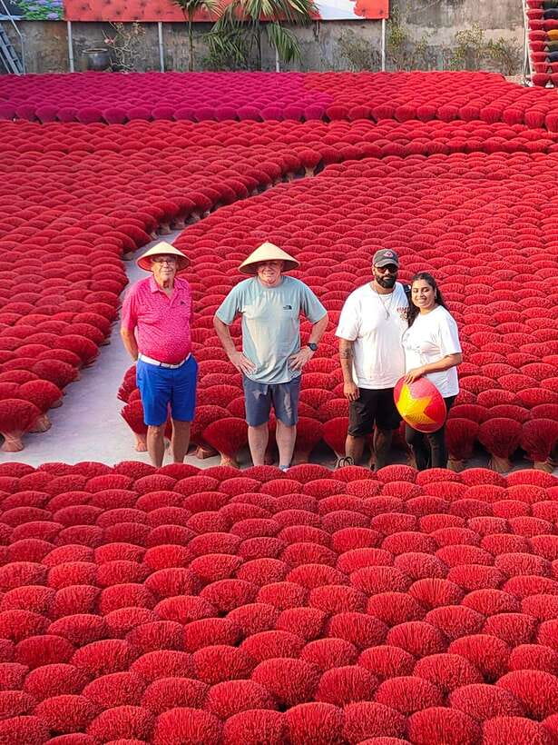Ha Noi City Tour And Quang Phu Cau Incenses Village Full Day - Quang Phu Cau: Experience Traditional Incense-Making