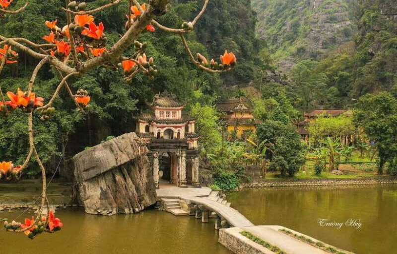 HA NOI: EXPLORE HOA LU – CYCLING - TRANG AN 1 DAY TRIP - Itinerary Details
