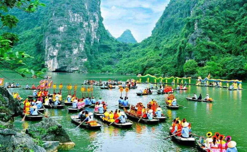 HA NOI: EXPLORE HOA LU – CYCLING - TRANG AN 1 DAY TRIP - Cycling Through the Countryside