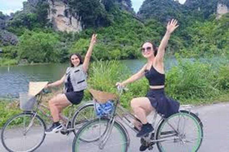 HA NOI: EXPLORE HOA LU – CYCLING - TRANG AN 1 DAY TRIP - Lunch at Thelong Restaurant