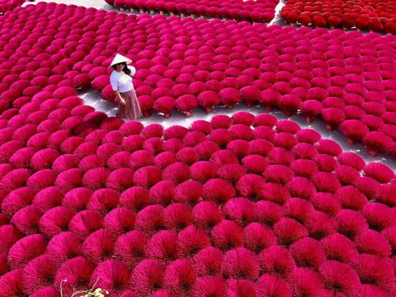 Ha Noi: Perfume Pagoda or Incense Village W Guide Pick up - Key Points