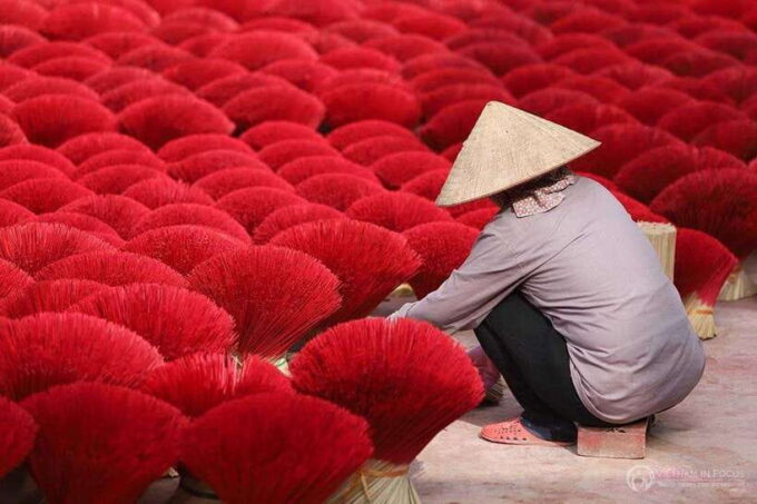Ha Noi: Perfume Pagoda or Incense Village W Guide Pick up - Tips for a Smooth Experience