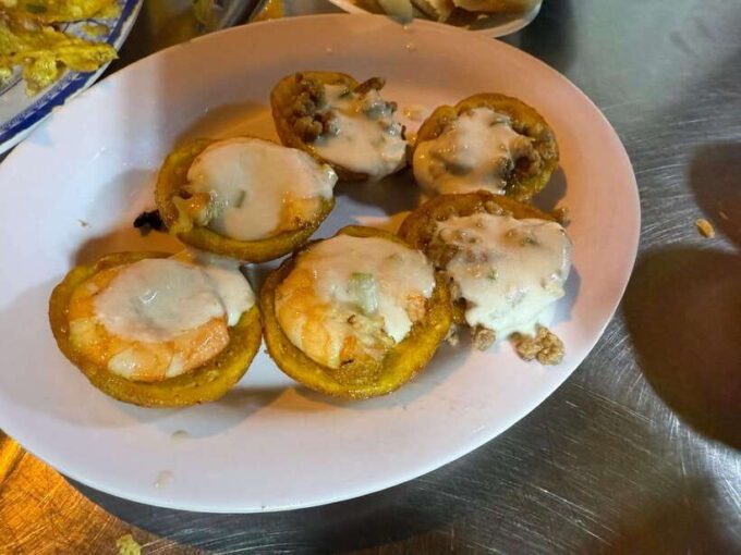 Ha Noi Street Food Adventure Tour With Local Students - Scenic Photo Opportunities