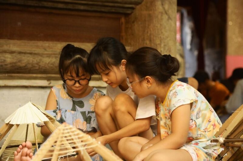 Ha Noi Traditional Craft & Ancient Village Private Tour - Accessibility Features