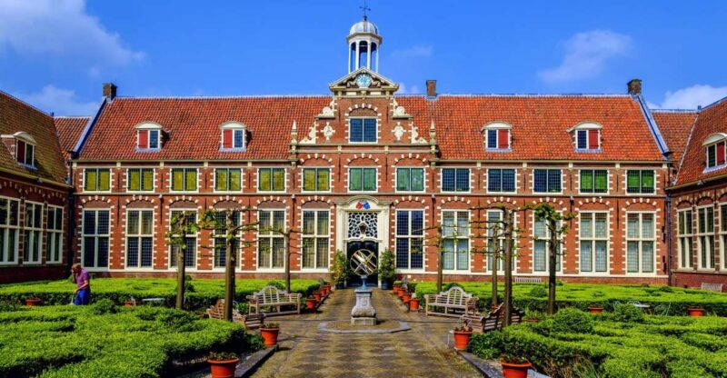 Haarlem: Frans Hals Museum Entrance Ticket With Audio Guide - Audio Guide Features
