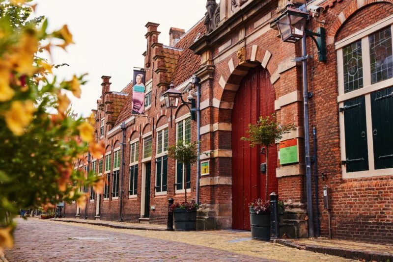 Haarlem: Frans Hals Museum Entrance Ticket With Audio Guide - Accessibility Information