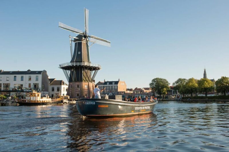 Haarlem: Sightseeing Boat Tour with Snacks and Drinks - Practical Details and Tips