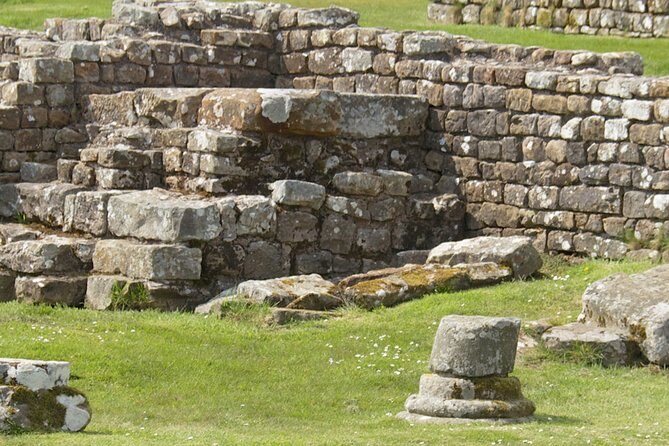 Hadrian's Wall: A Self-Guided Audio Tour along the Ruins - Exploring the Roman Ruins—What to Expect and How It Works