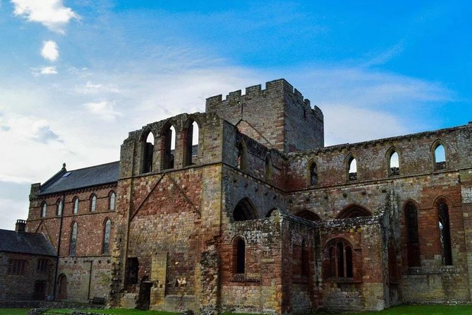 Hadrians Wall - Full Day - Up to 8 People - Booking and Cancellation Policy