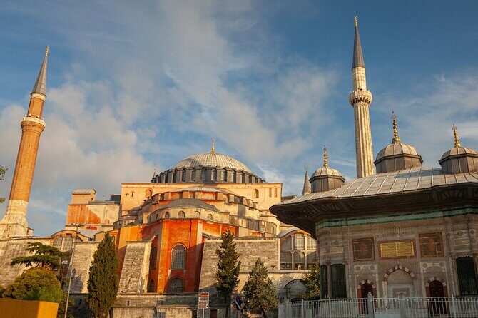 Hagia Sophia, Basilica Cistern, Grand Bazaar Skip the Ticket Line - A Complete Walkthrough of the Tour Experience