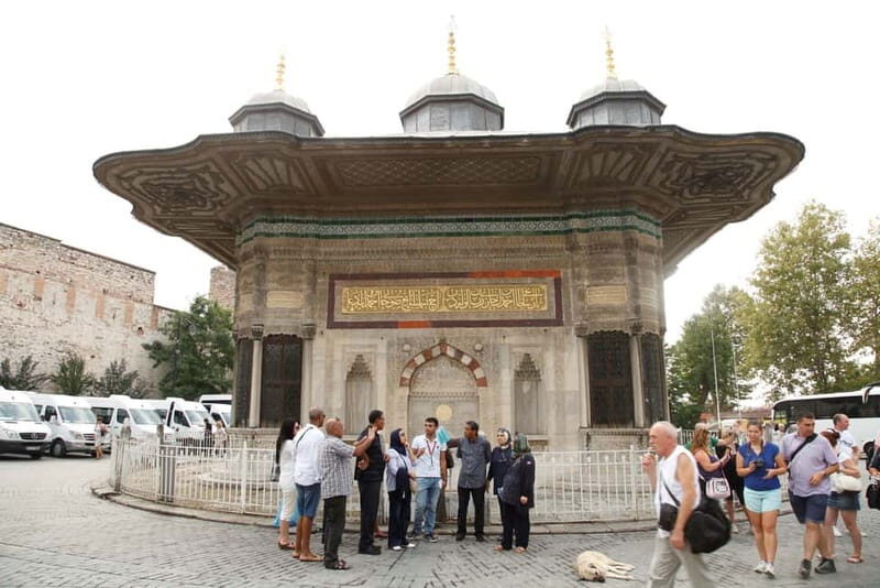 Hagia Sophia & Blue Mosque Half-day Guided, Small Group Tour - Practical Details and Tips for the Tour