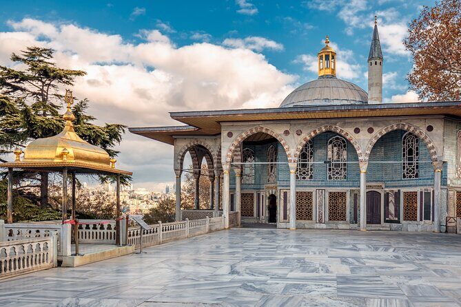 Hagia Sophia, Istanbul Old City, Topkapi Palace Private Tour - Who Should Consider This Tour?