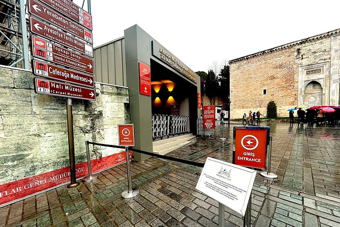 Hagia Sophia Skip the Line Ticket Review - Navigating the Meeting Point