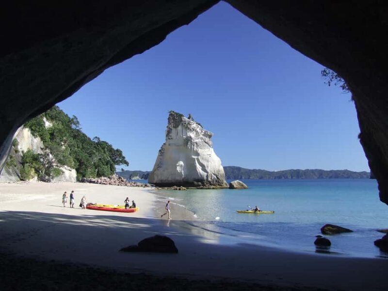 Hahei: Cathedral Cove Kayak Tour - Refreshments included - Exploring the Experience: What to Expect