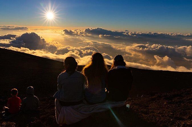 Haleakala's Best Sunset Tour with Dinner - Who Should Consider This Tour?