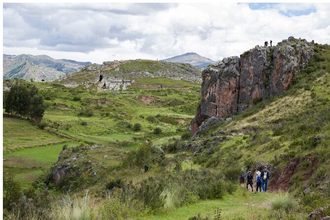 Half Day Acclimatization Hike With Llamas and Alpacas in Cusco - Tour Inclusions and Pricing