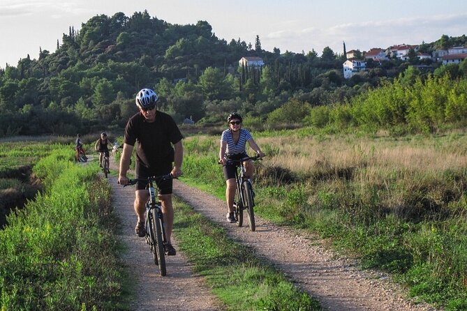 Half-Day Bike Tour in Lumbarda With Wine Tasting - Good To Know