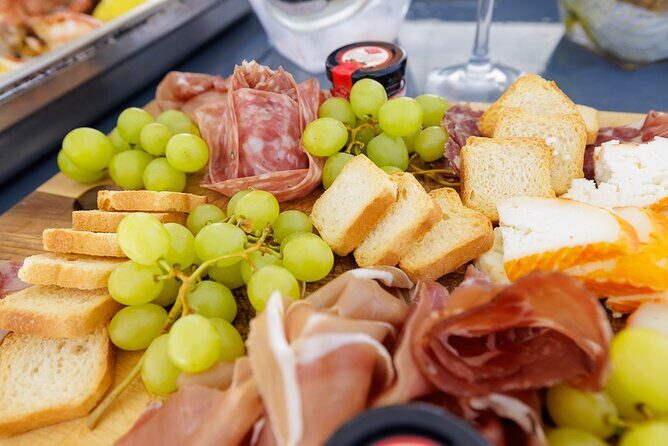 Half Day Cruise to Benagil Caves - FAQs