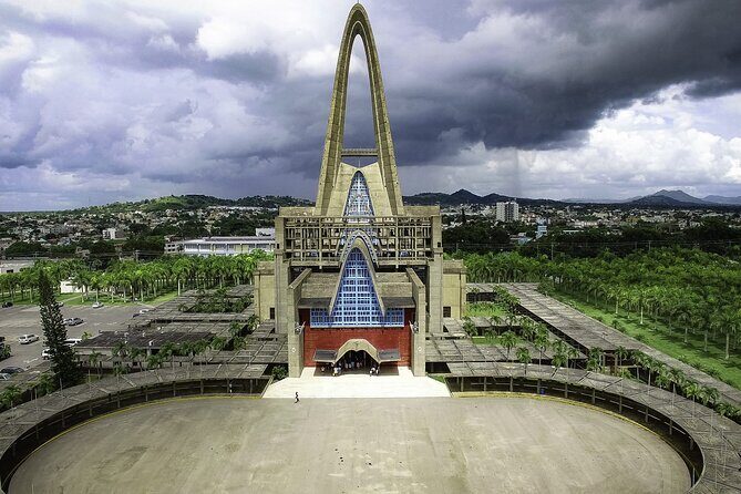 Half-Day Cultural Safari - Transportation and Group Size