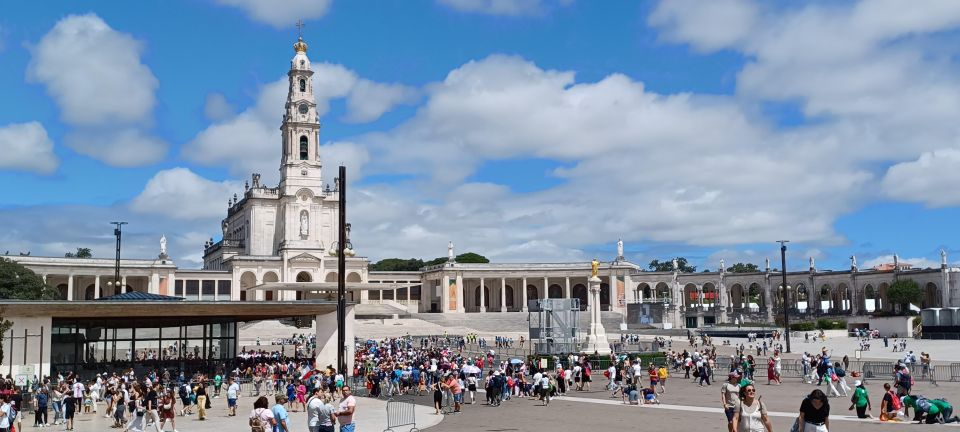 Half Day Fatima Sanctuary (Optional Mass) Private Tour 5h - Frequently Asked Questions