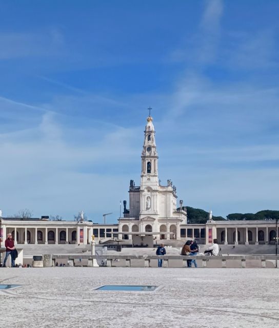 Half Day Fatima Small Group to the Sanctuary of Fatima - Optional Wax Museum Visit