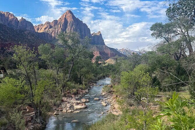 Half Day Guided Hike in Zion National Park - Experience the Majesty of Zion on a Half-Day Guided Hike