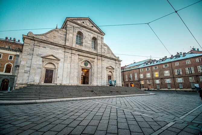Half Day Guided Tour Turin: the Best of Baroque With Royal Palace - Accessibility and Participation