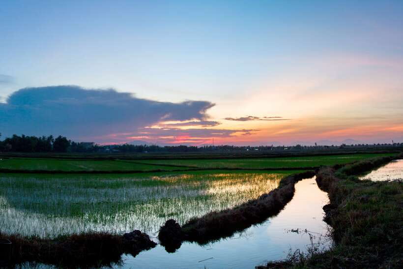 Half-day Hoi An Sunrise Or Sunset Photo Tour - Tour Inclusions and Amenities