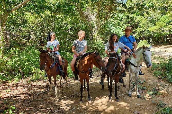 Half-Day Horseback Riding Tour in El Limón - Inclusions and Amenities
