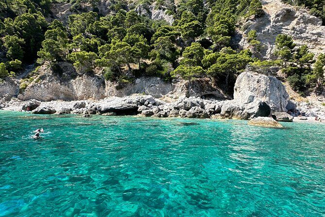 Half-day private boat tour of Capri - Practical details and booking