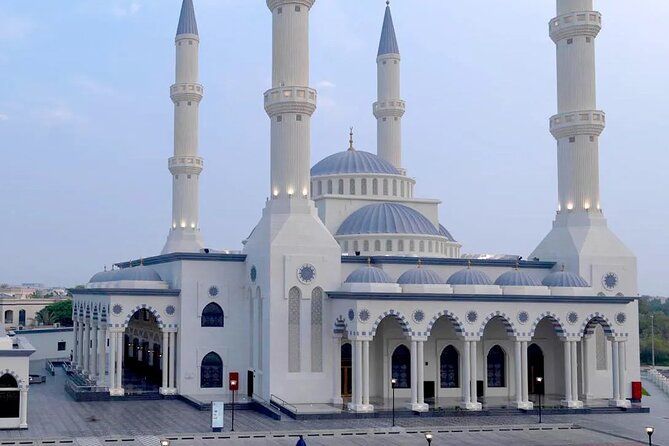 Half-Day Private City Tour With Magical Dubai Frame Visit - Exploring Dubais Highlights