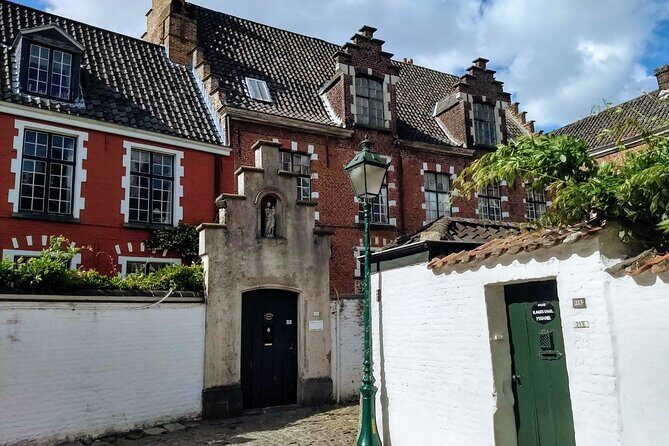 Half-Day Private Highlights and Hidden Gems of Ghent Tour - Who will enjoy this tour?