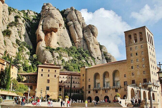 Half Day Private Montserrat Tour - The Sum Up