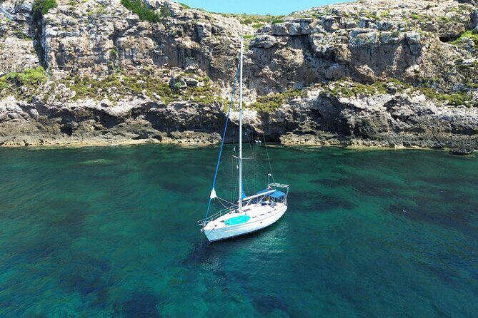 Half Day Private Sailboat around Ibiza's Coves - An In-Depth Look at the Ibiza Coves Sailboat Tour
