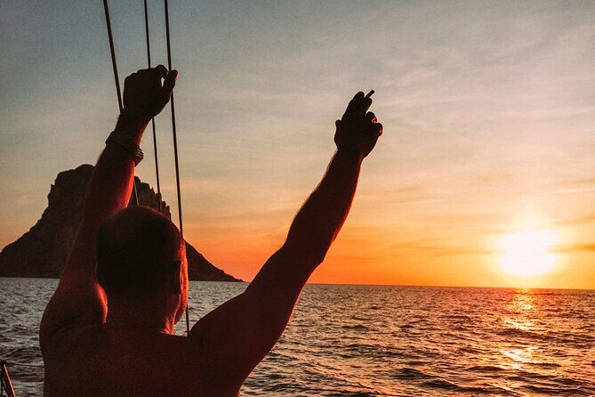 Half Day Private Sailing Cruise in Ibiza - Key Points