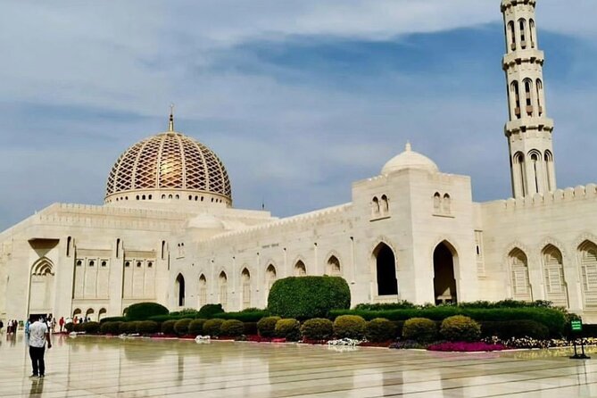 Half-Day Private Tour in Muscat City Oman - Meeting and Pickup Details