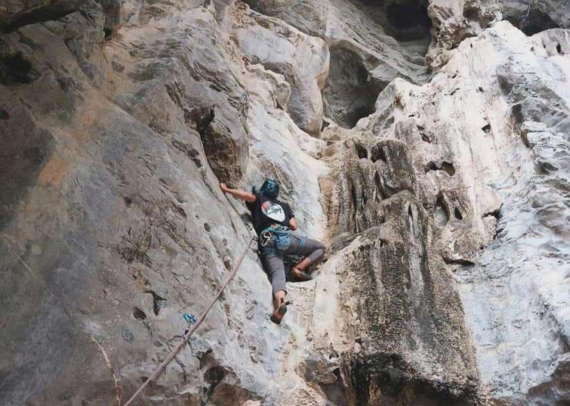 Half Day Rock Climbing on Cat Ba Island - Getting to the Meeting Point