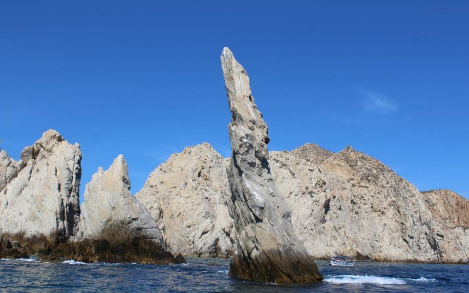 Half-Day Tour at Sunset in Cabo San Lucas Bay - Views and Experiences