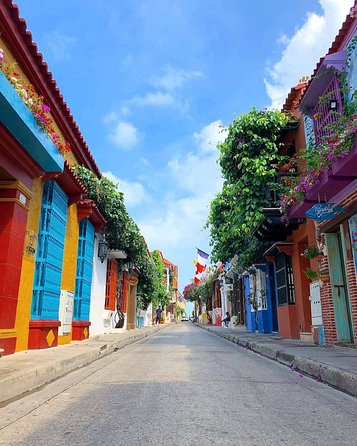 Half-Day Tour of Cartagena by Air-Conditioned Vehicles - Booking and Cancellation Policy